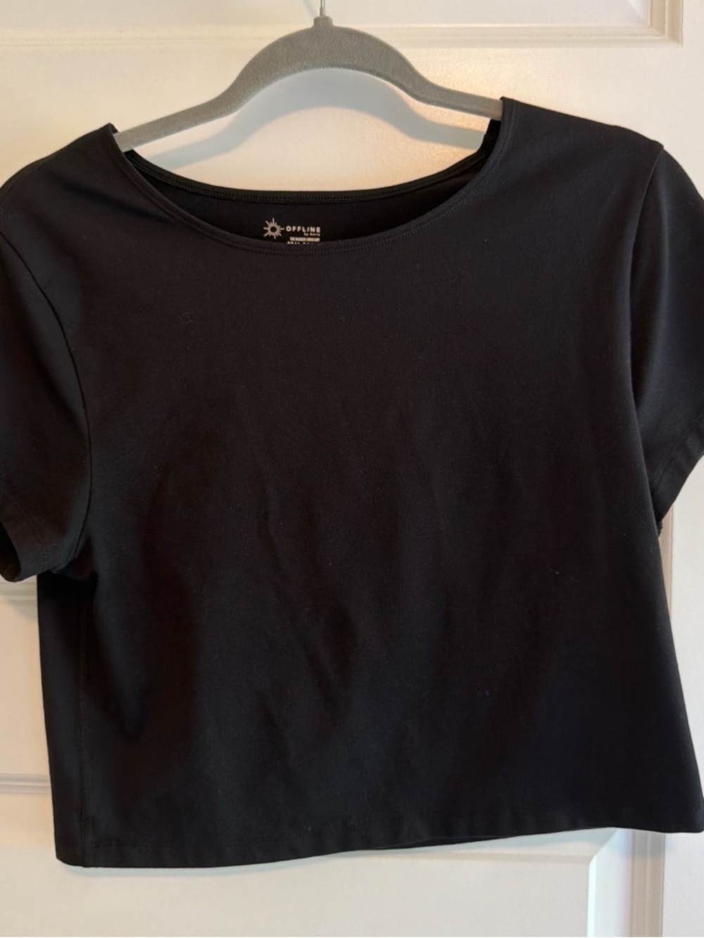 Offline Essentials Black Short Sleeve Cropped Tee